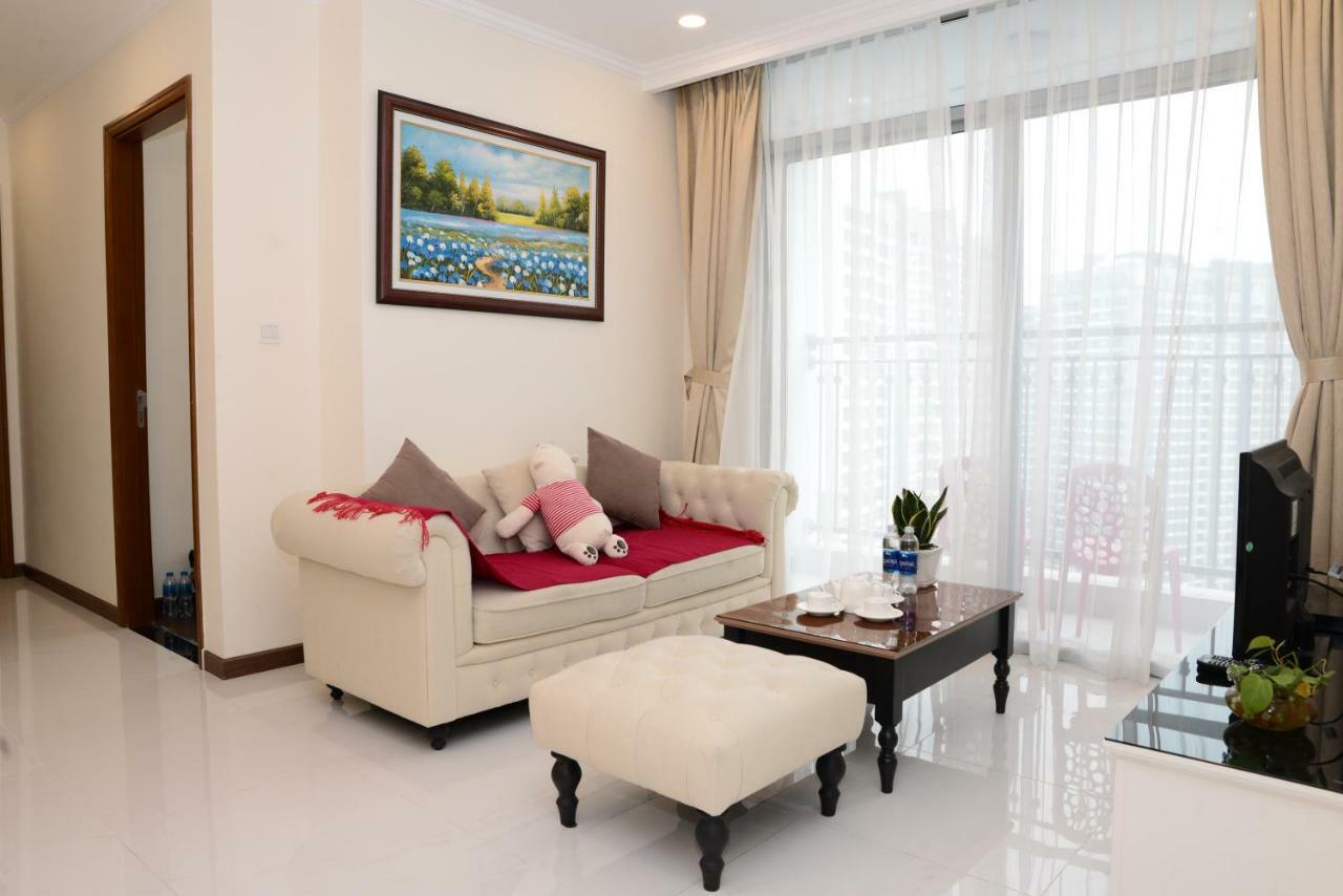Vinhomes Central Park Jack Hai Luxury Service Apartment Хошимин Экстерьер фото