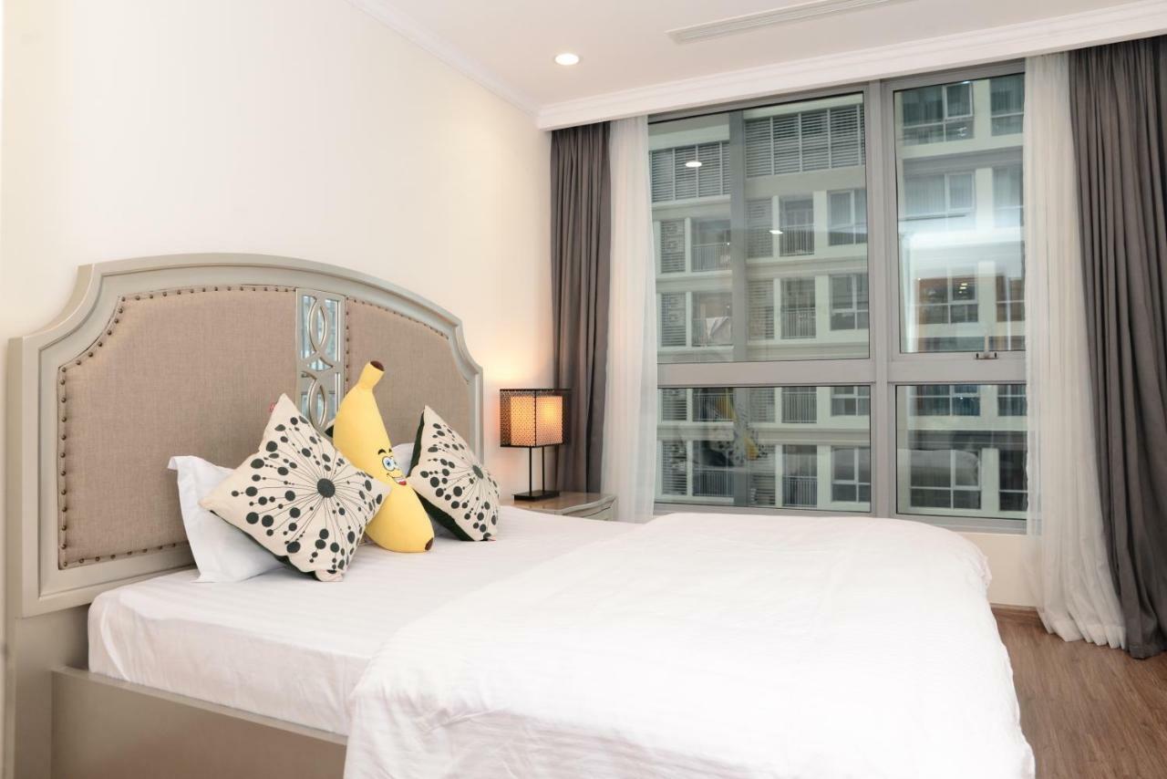 Vinhomes Central Park Jack Hai Luxury Service Apartment Хошимин Экстерьер фото