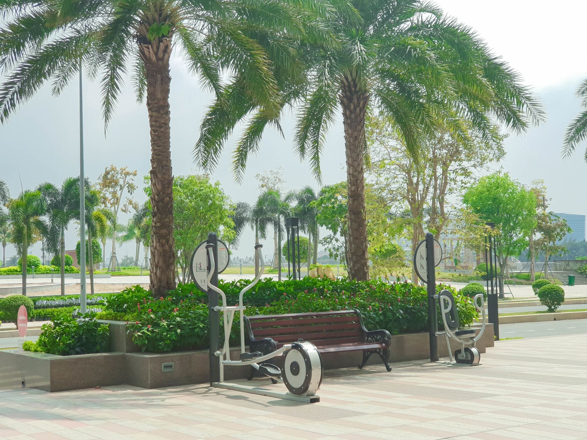 Vinhomes Central Park Jack Hai Luxury Service Apartment Хошимин Экстерьер фото